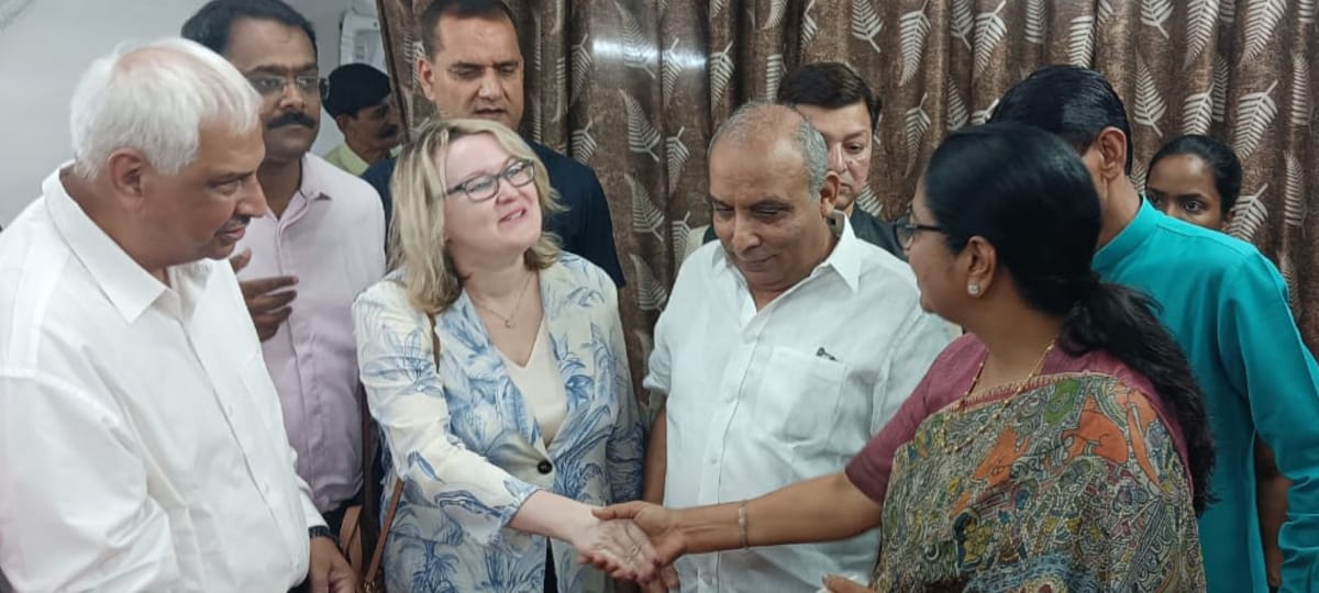 Meet with CM
